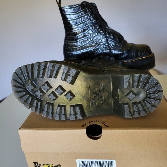 Dr. Martens Wild Croc Sinclair boots - Picture 5 of 16